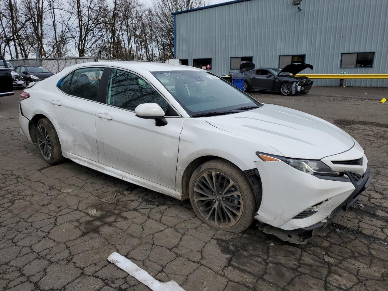 2020 Toyota Camry - Image 4
