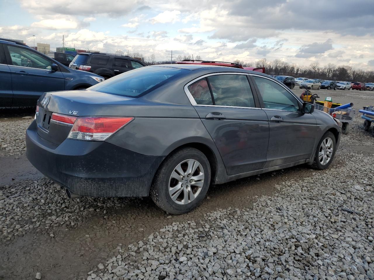 2012 Honda Accord - Image 3