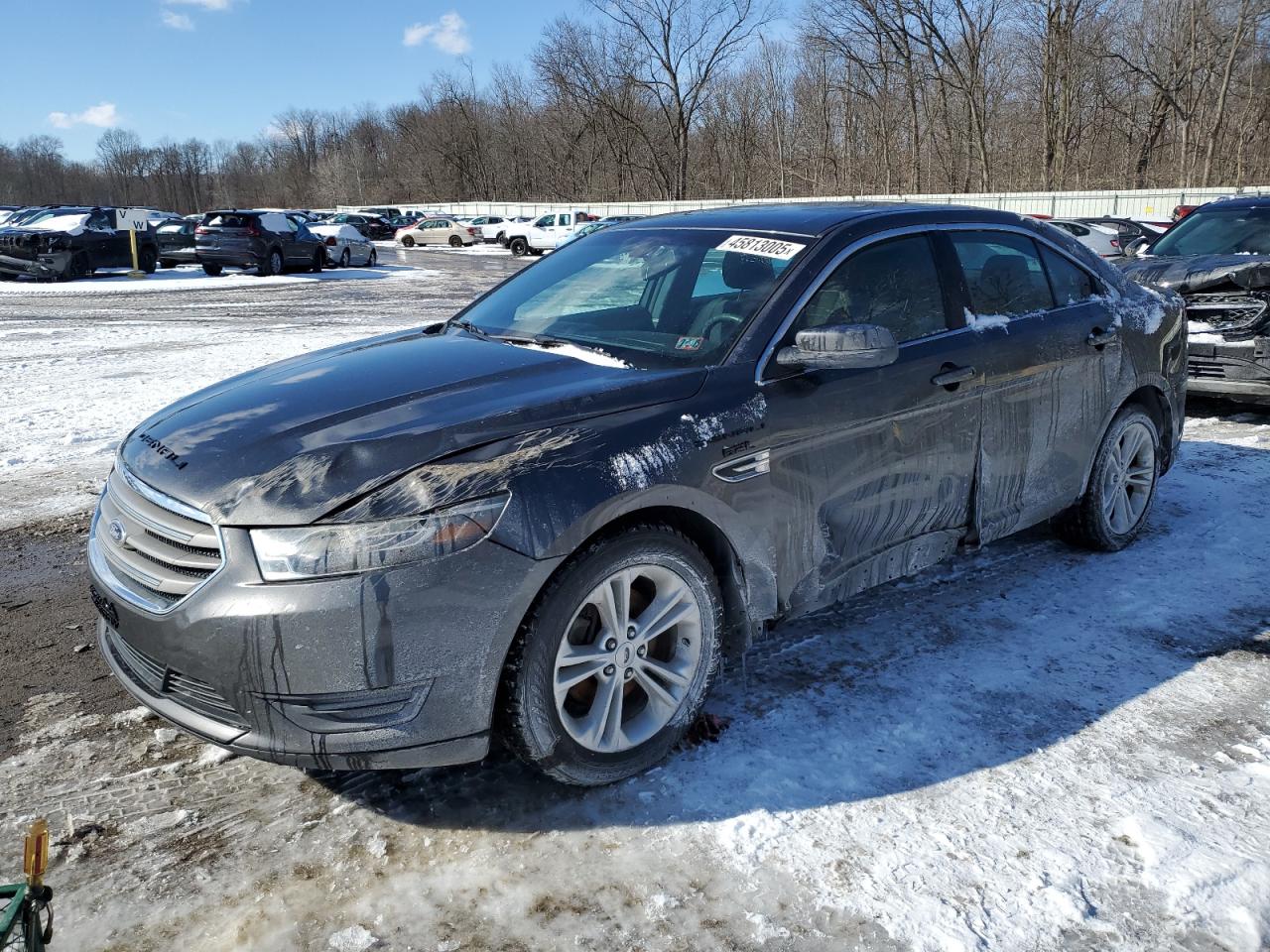 2015 Ford Taurus - Image 1