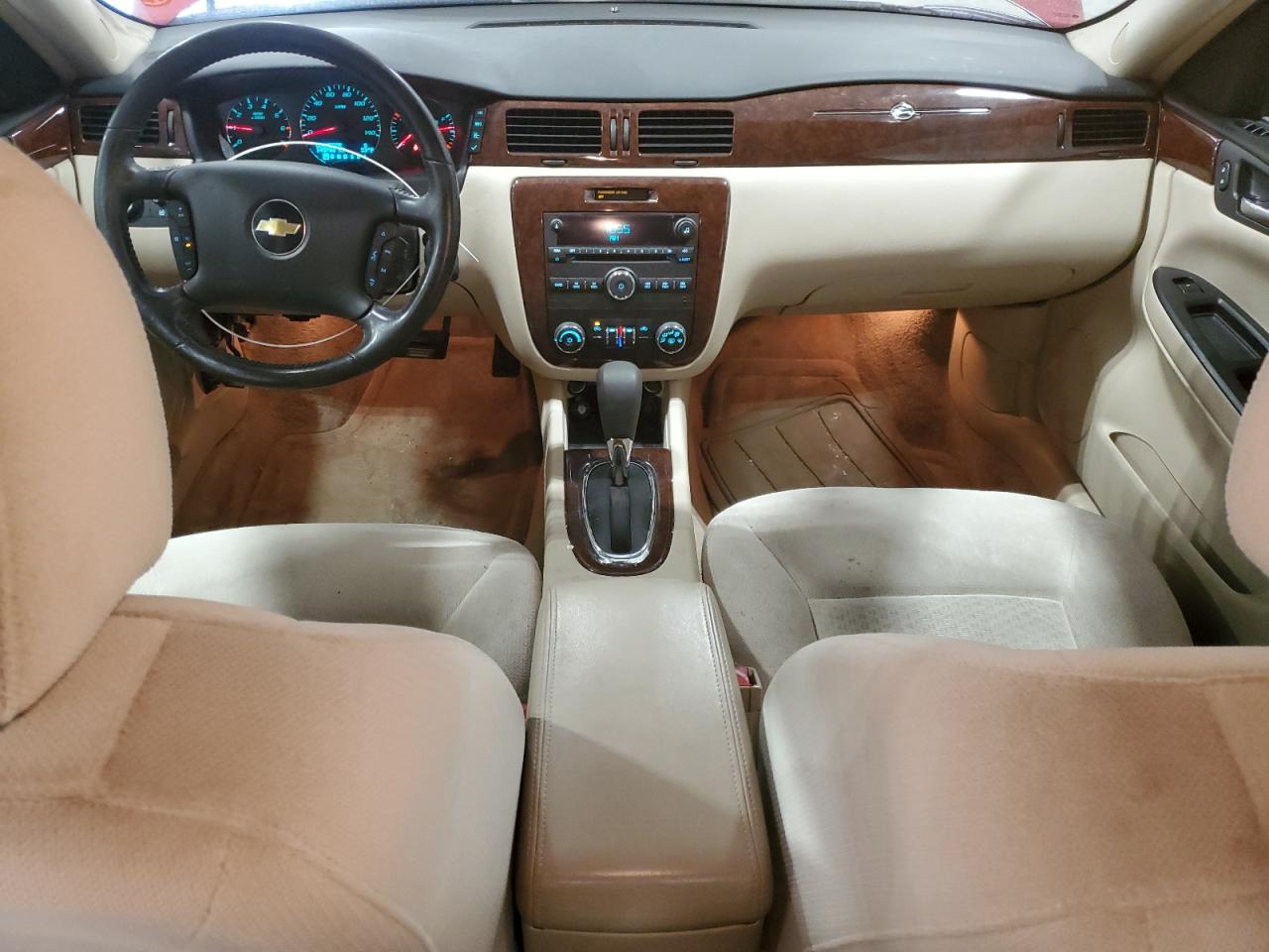 2011 Chevrolet Impala - Image 8