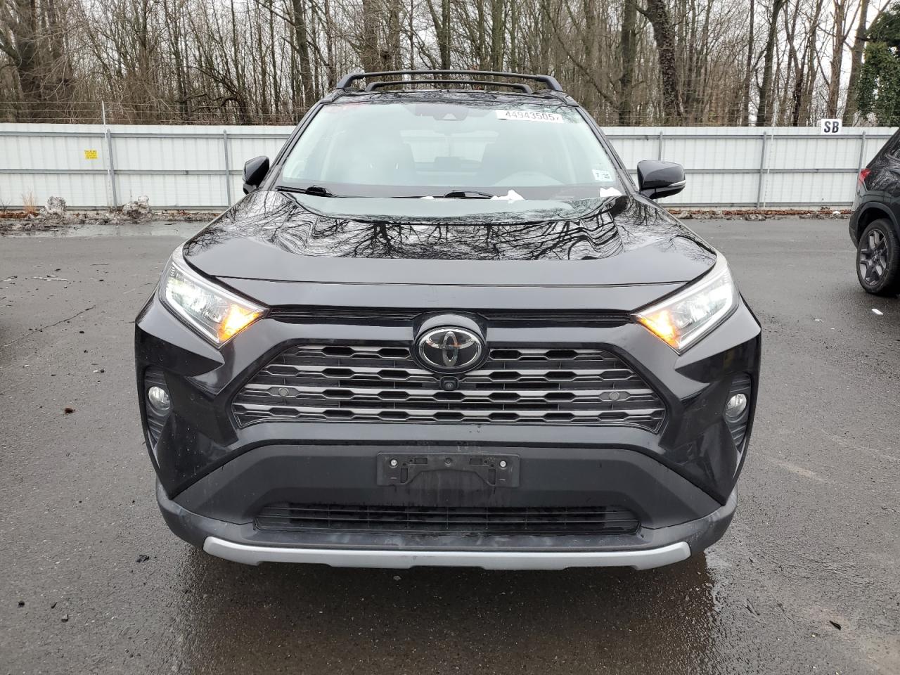 2019 Toyota RAV 4 - Image 5