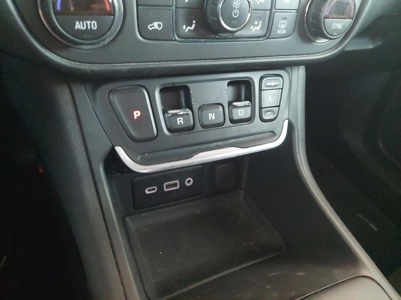 3GKALMEVXKL339379 - 2019 GMC TERRAIN - #43669275