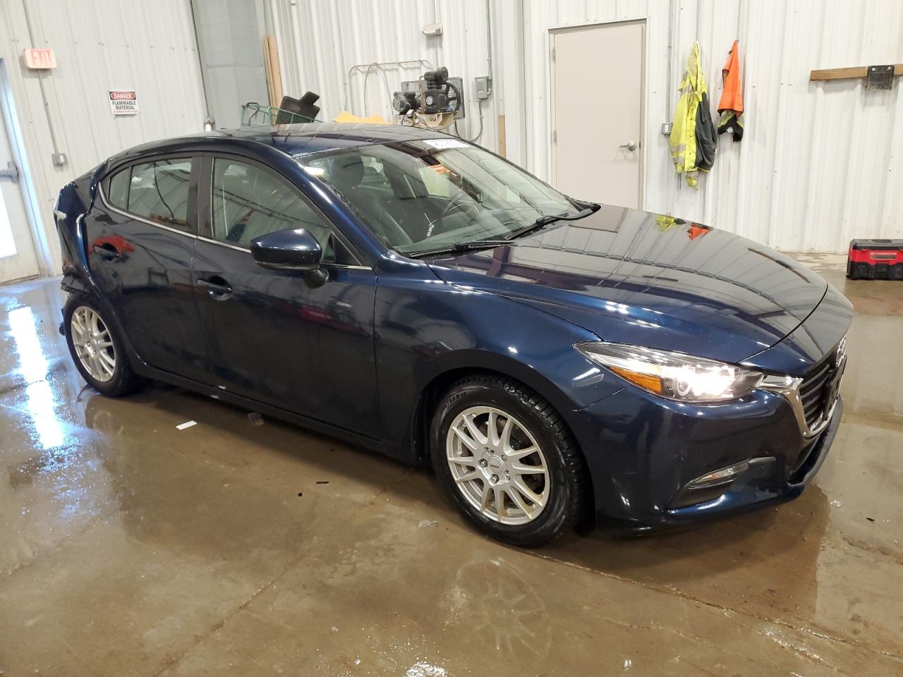 2018 Mazda 3 - Image 4