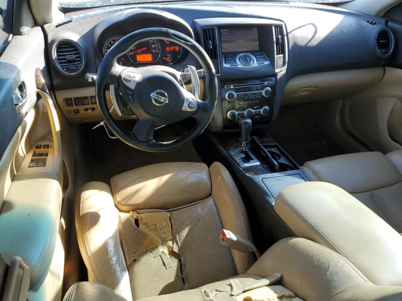 2009 Nissan Maxima - Image 8
