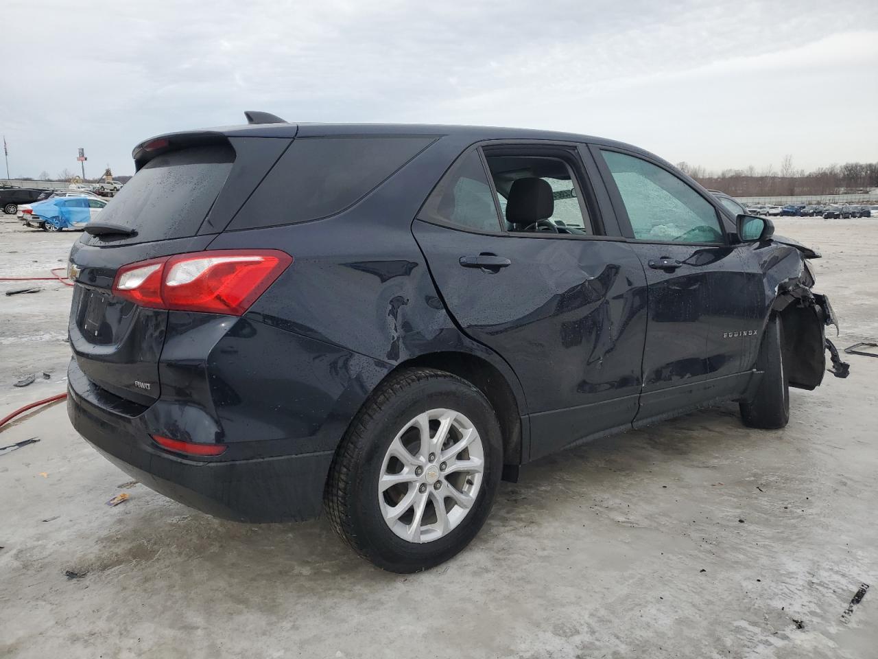2020 Chevrolet Equinox - Image 3