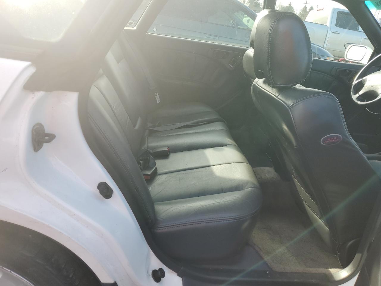 1999 Subaru Legacy - Image 10