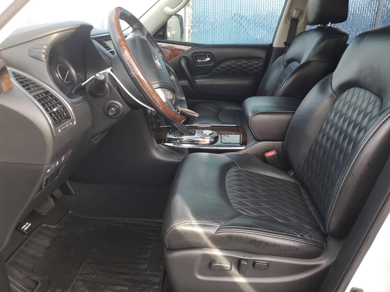 2019 Infiniti QX80 - Image 7