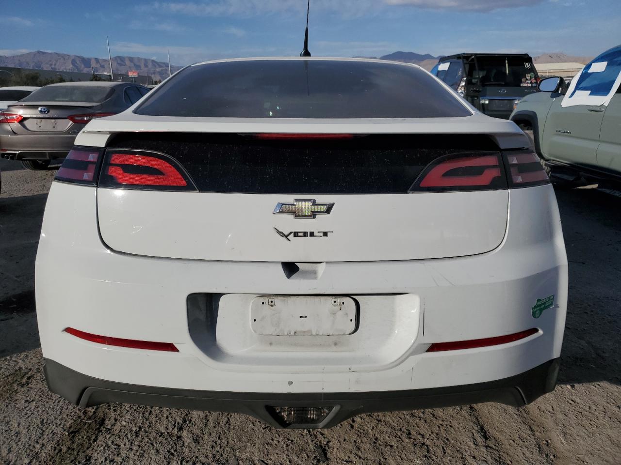 2014 Chevrolet Volt - Image 6