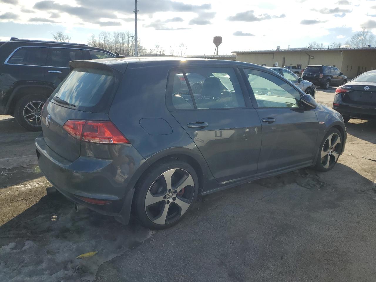 2017 Volkswagen GTI - Image 3
