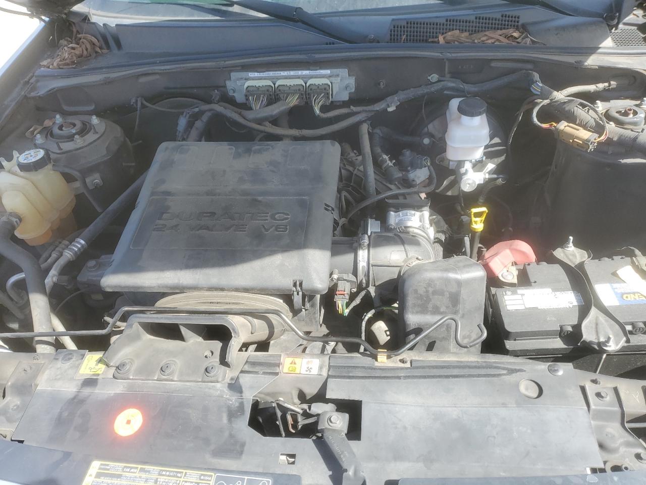2010 Ford Escape - Image 12