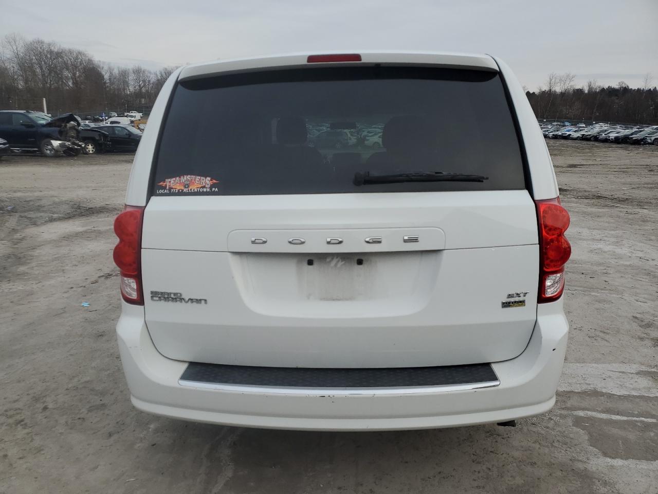 2014 Dodge Caravan - Image 6