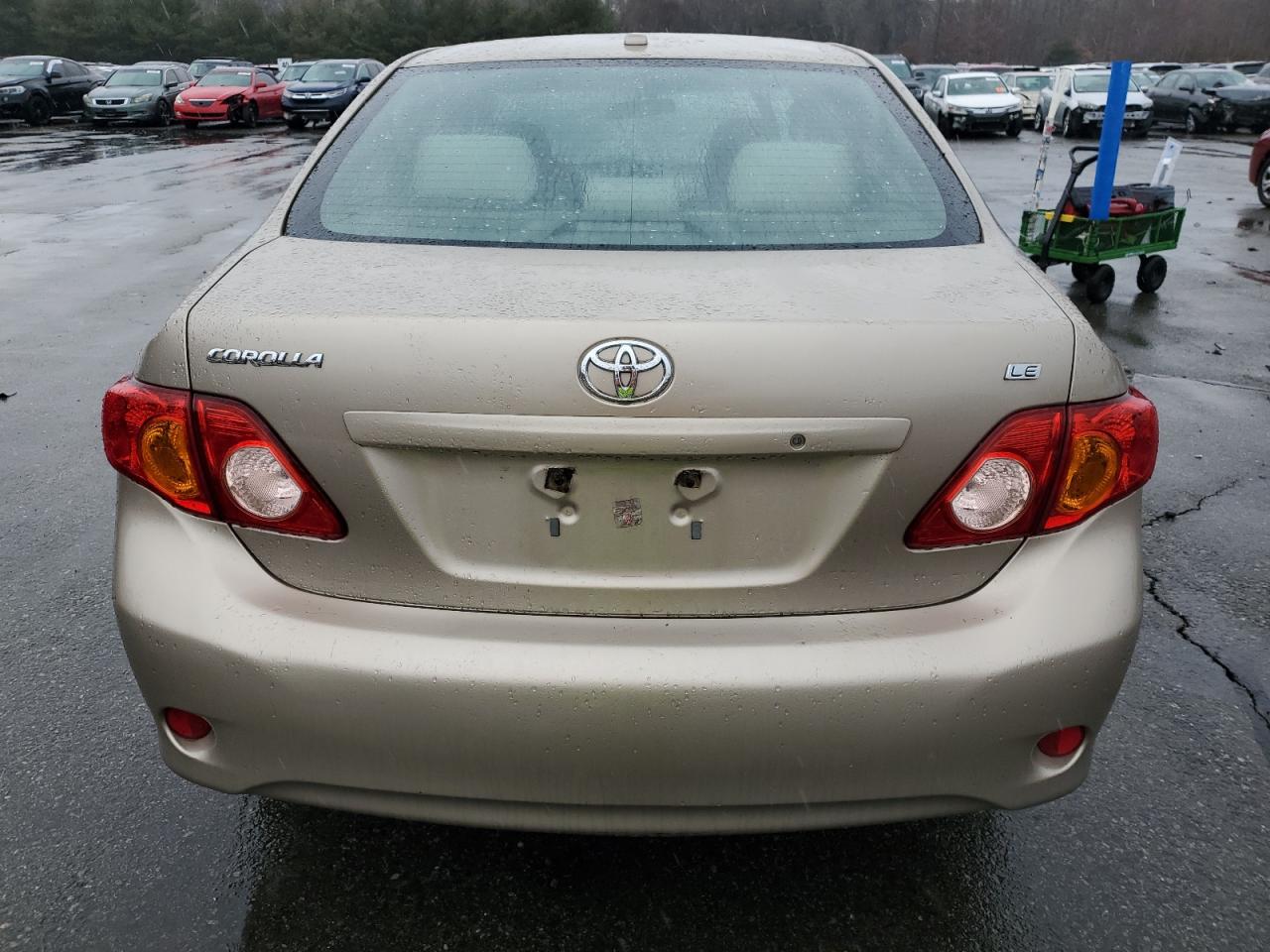 2010 Toyota Corolla - Image 6