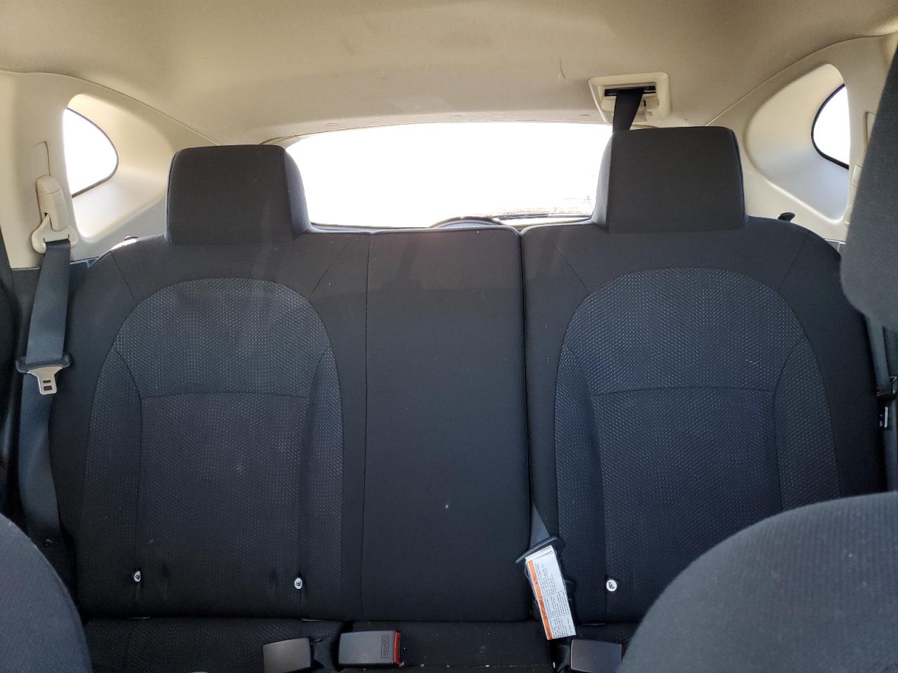 2015 Nissan Rogue - Image 10
