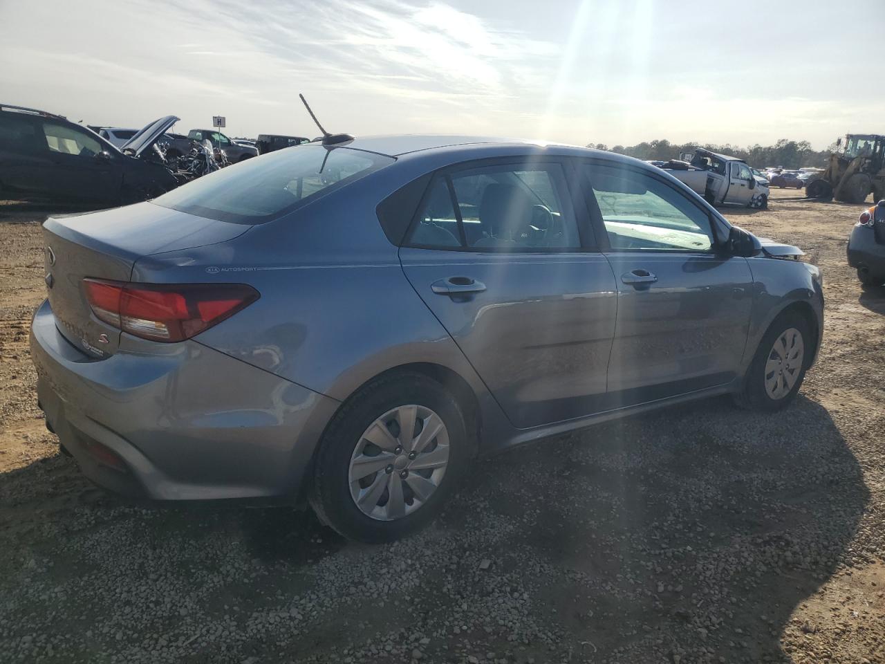 2020 Kia Rio - Image 3