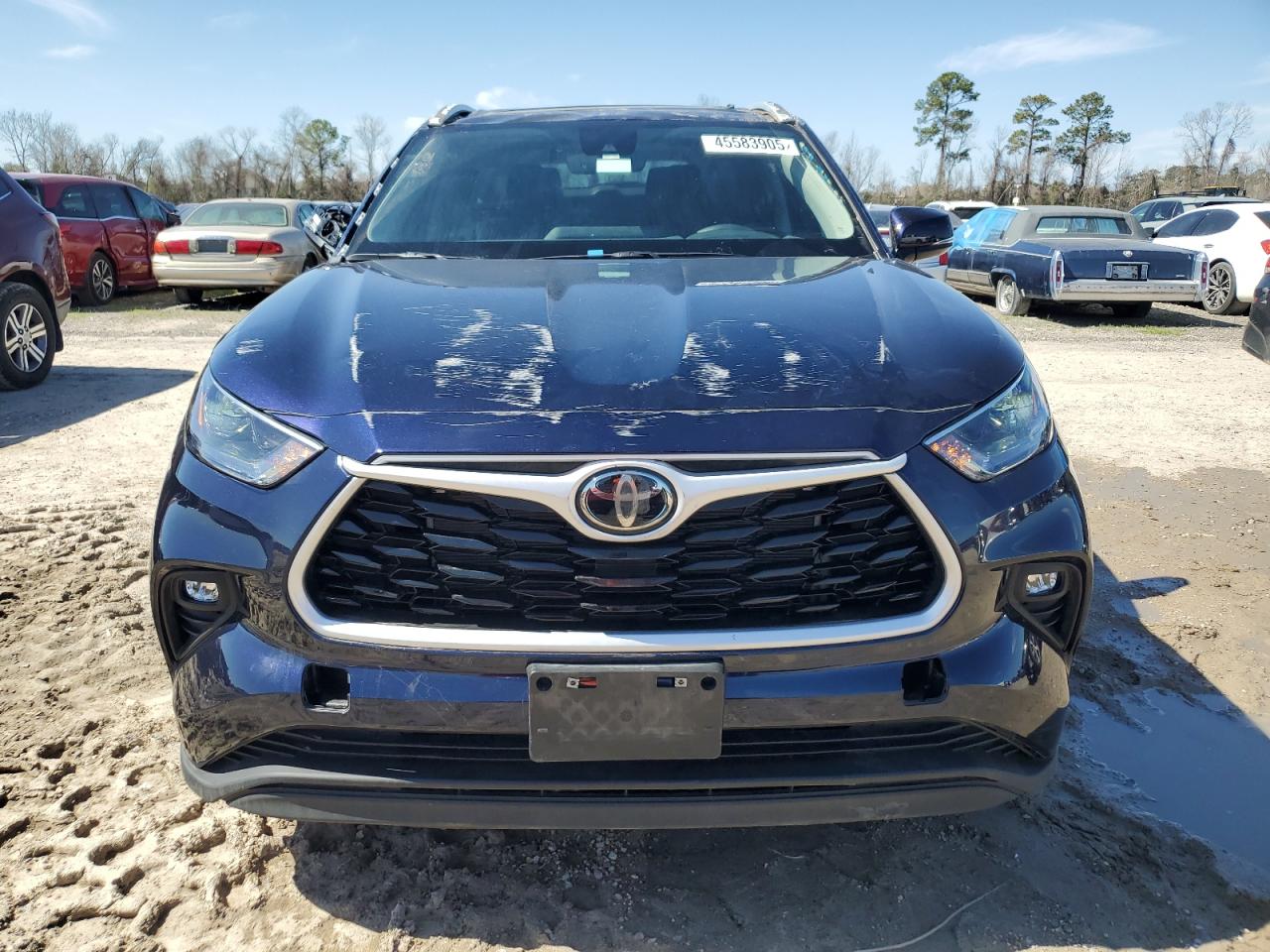 2024 Toyota Highlander - Image 5