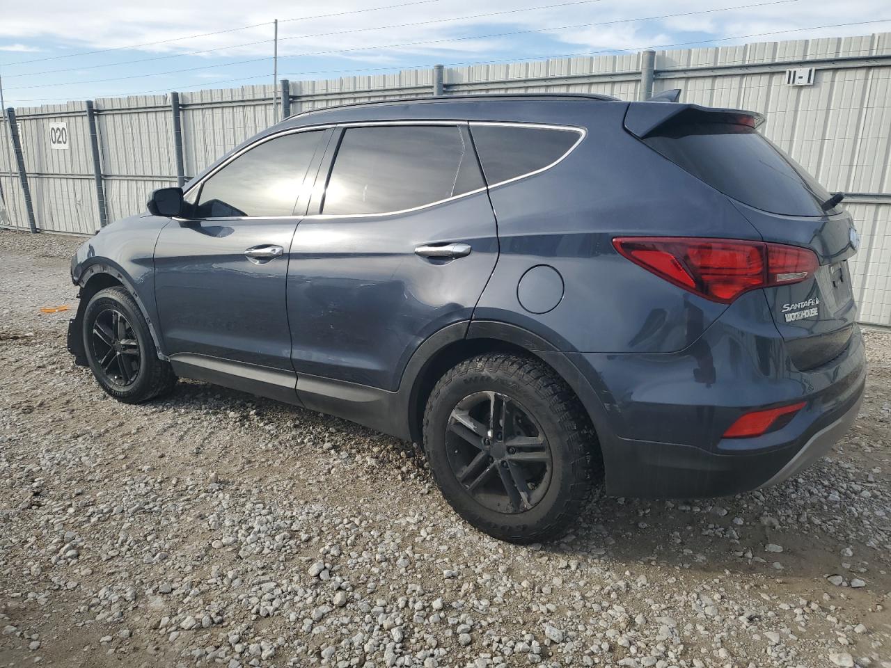 2017 Hyundai Santa Fe - Image 2