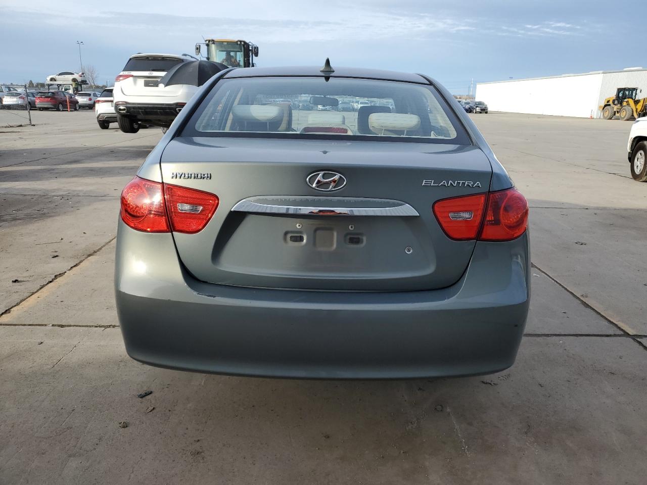 2010 Hyundai Elantra - Image 6