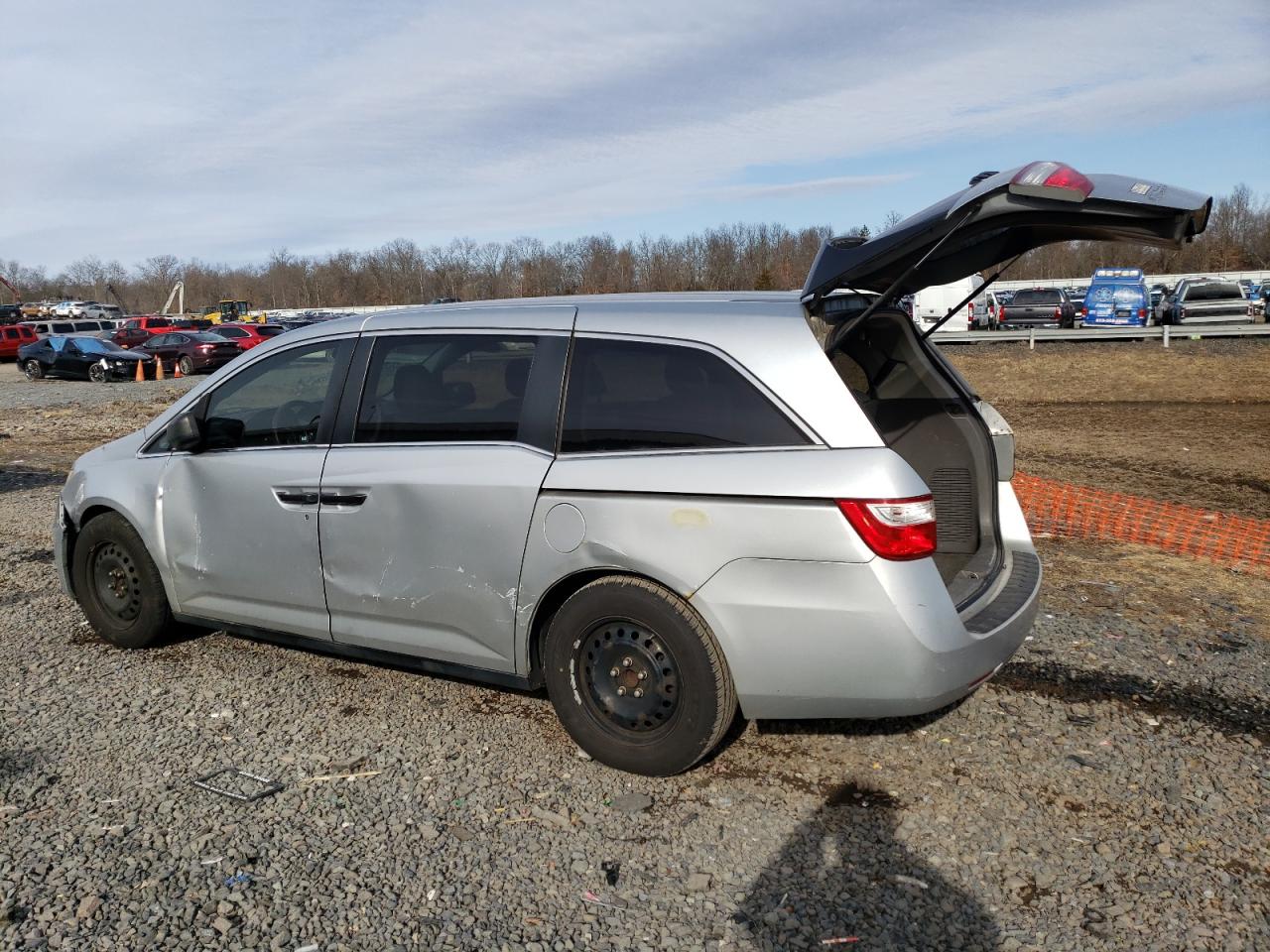2012 Honda Odyssey - Image 2
