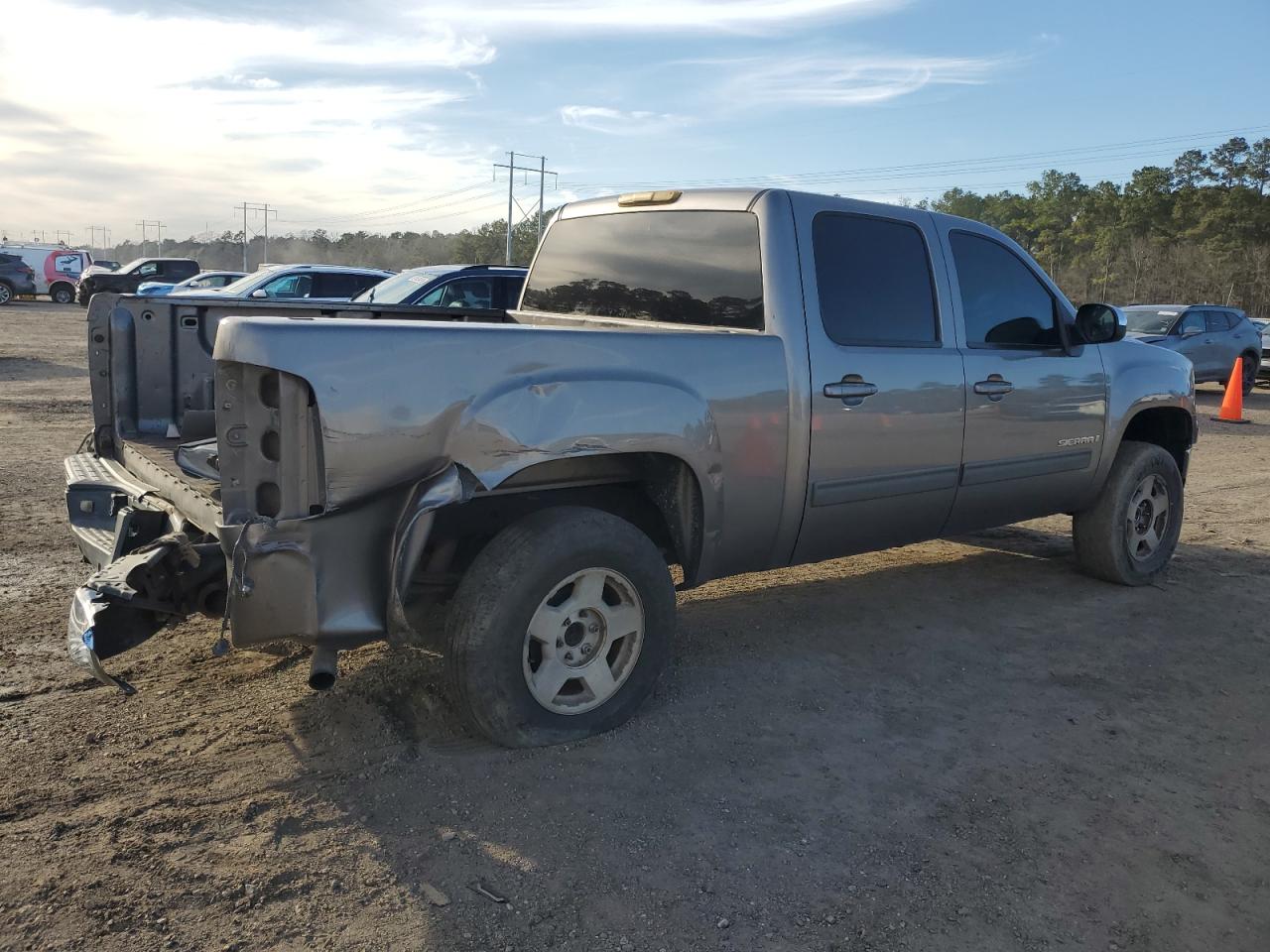 2008 GMC Sierra - Image 3