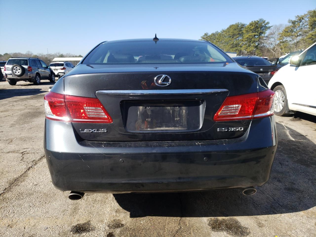 2010 Lexus ES - Image 6