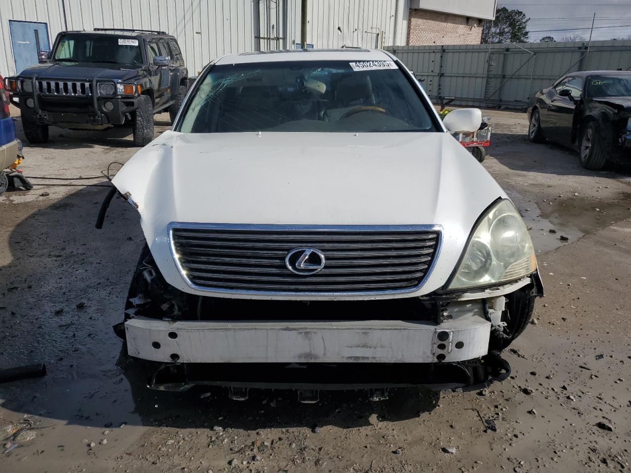2001 Lexus LS - Image 5
