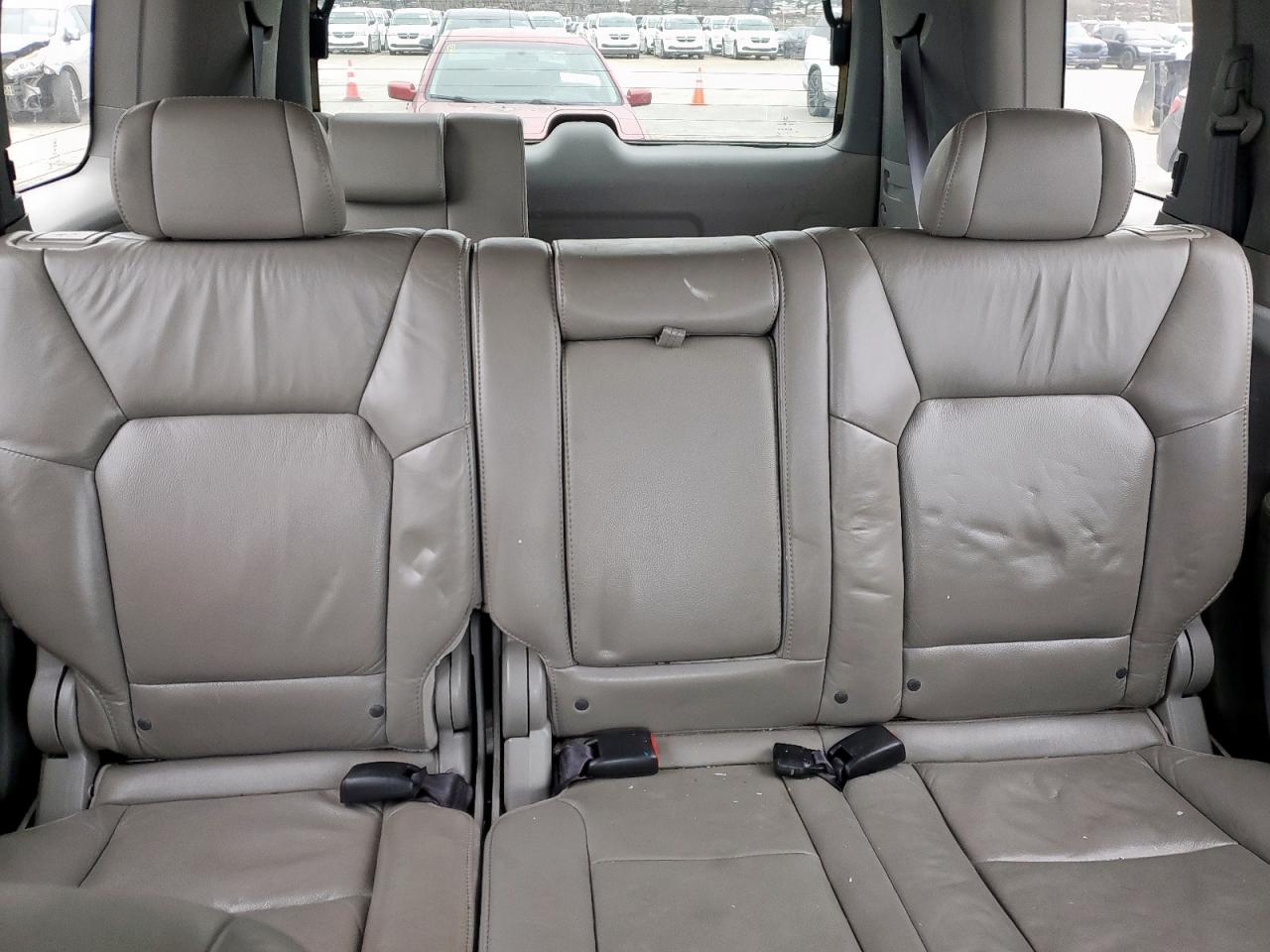2011 Honda Pilot - Image 10