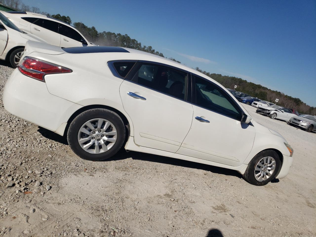2013 Nissan Altima - Image 3