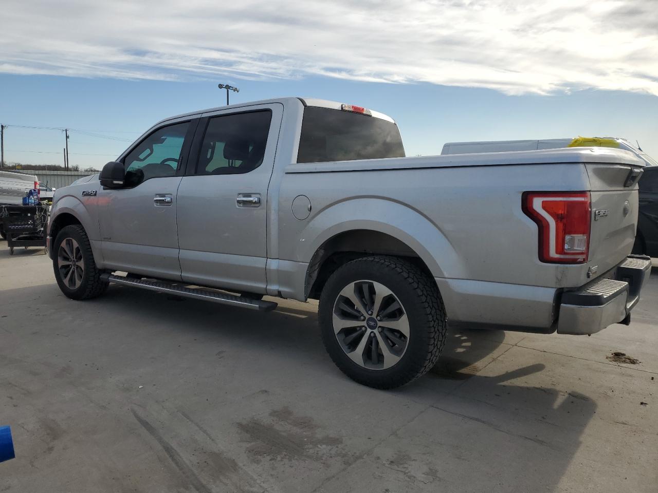 2015 Ford F-150 - Image 2