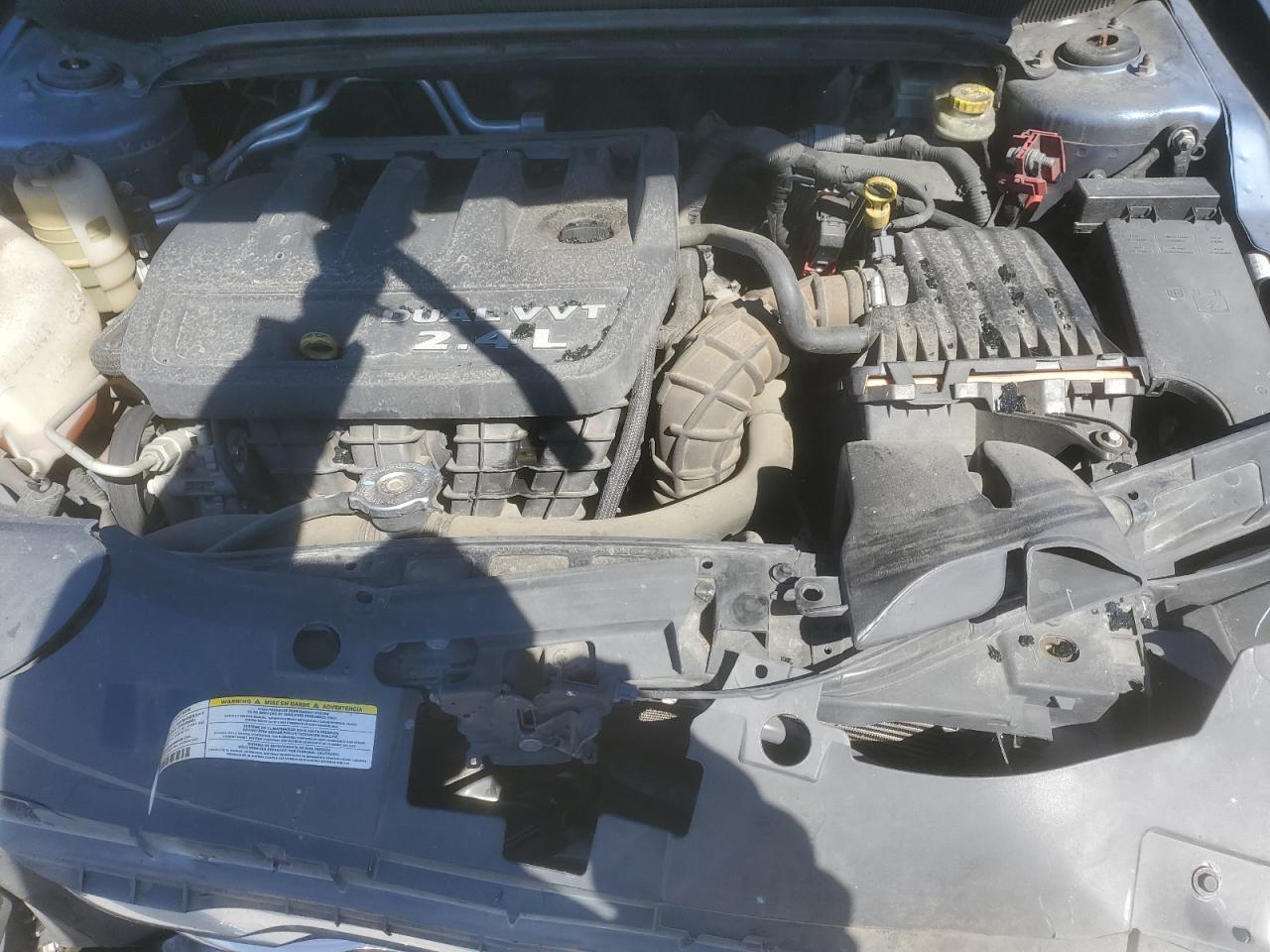 2011 Chrysler 200 - Image 12