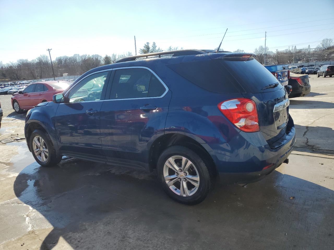 2010 Chevrolet Equinox - Image 2