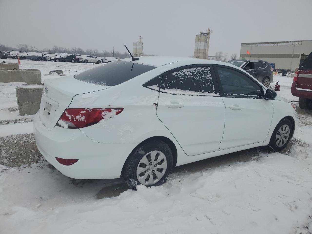 2016 Hyundai Accent - Image 3