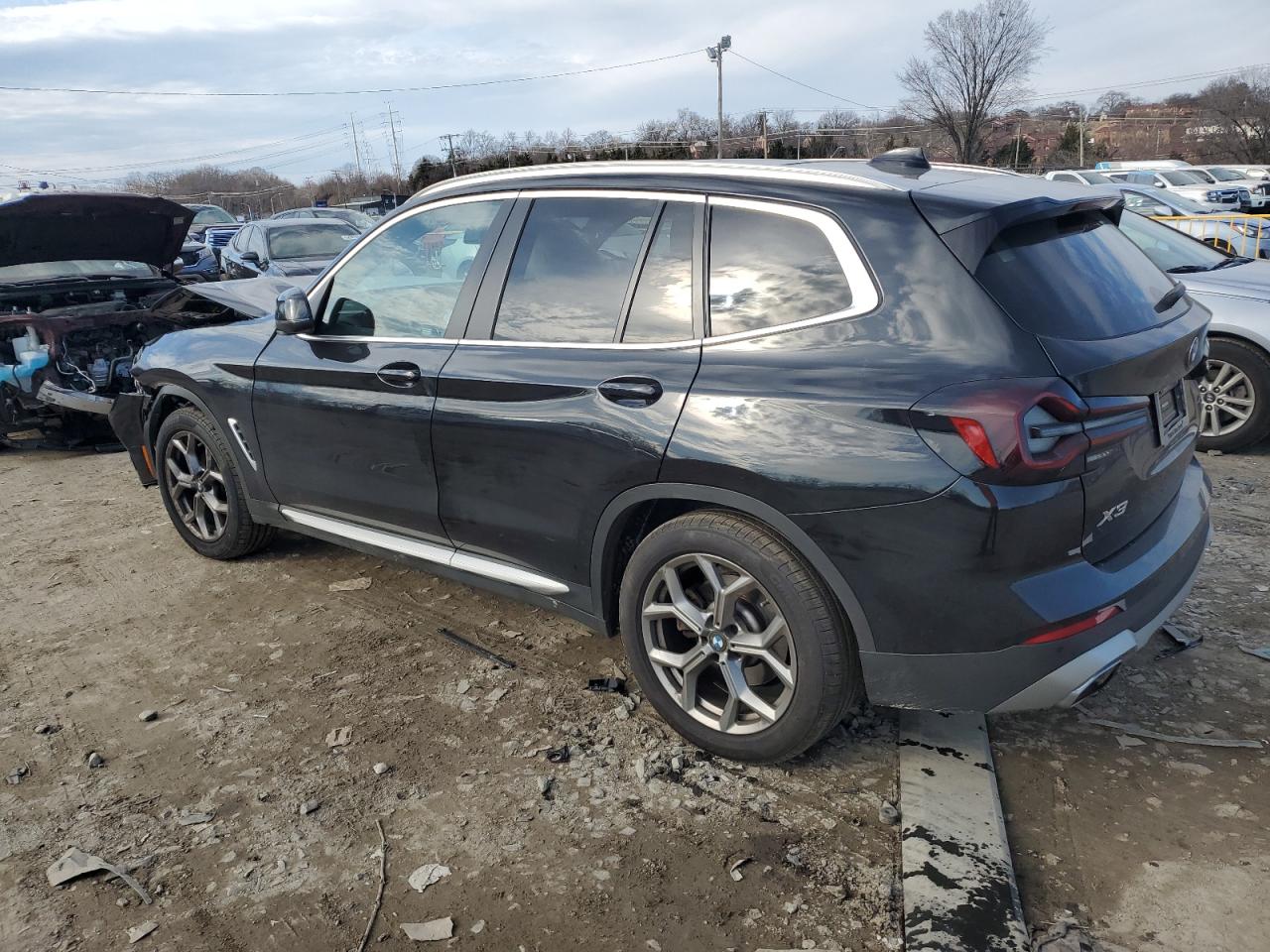 2022 BMW X3 - Image 2