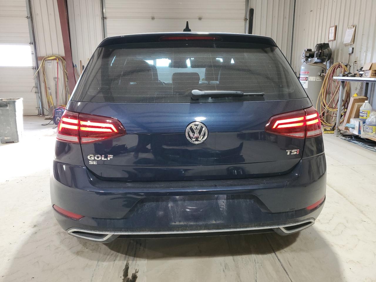 2018 Volkswagen Golf - Image 6
