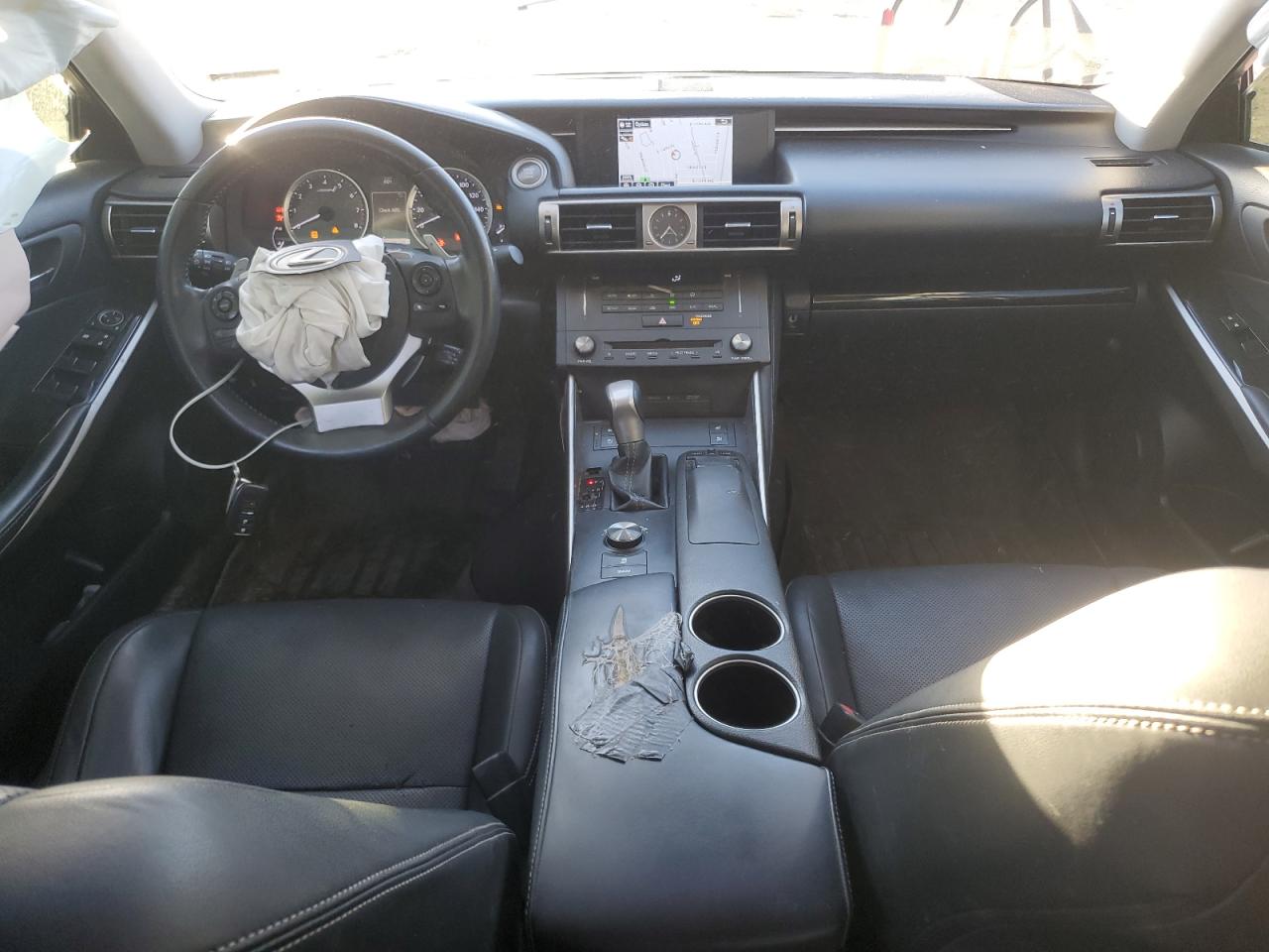 2015 Lexus IS - Image 8