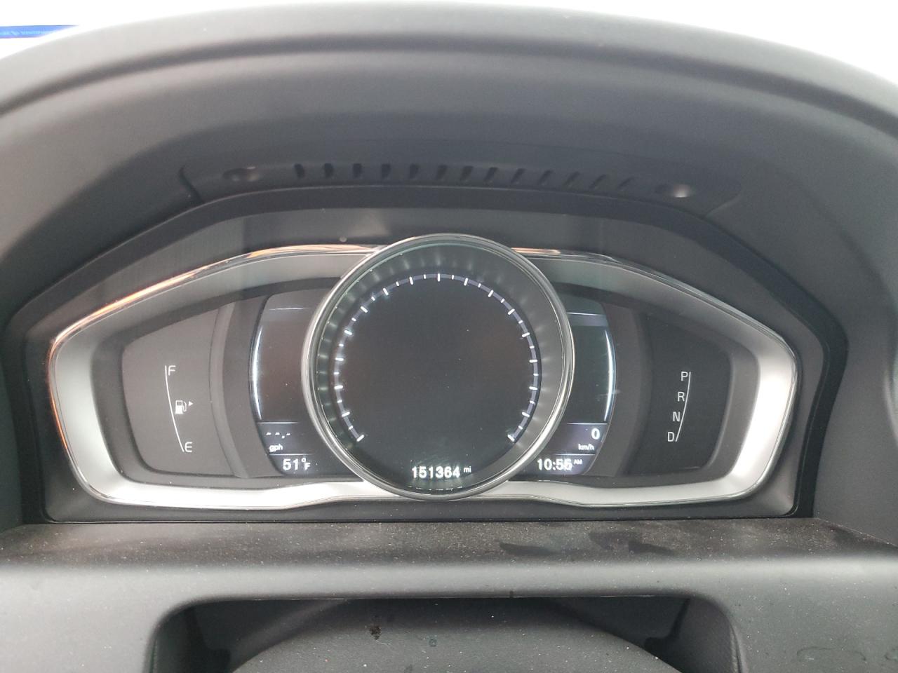 2016 Volvo XC60 - Image 9