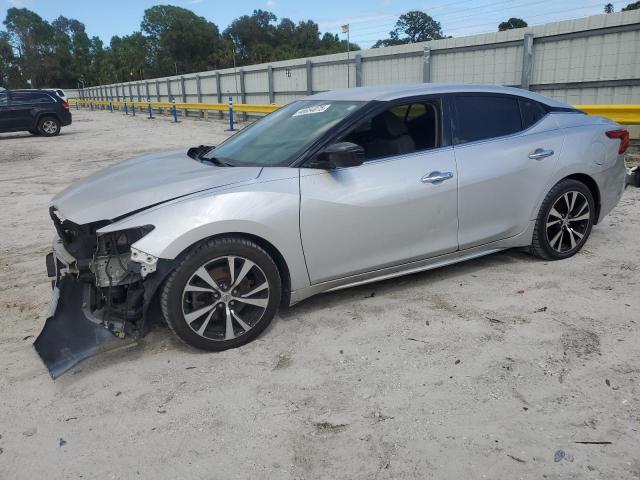  NISSAN MAXIMA 2018 Srebrny