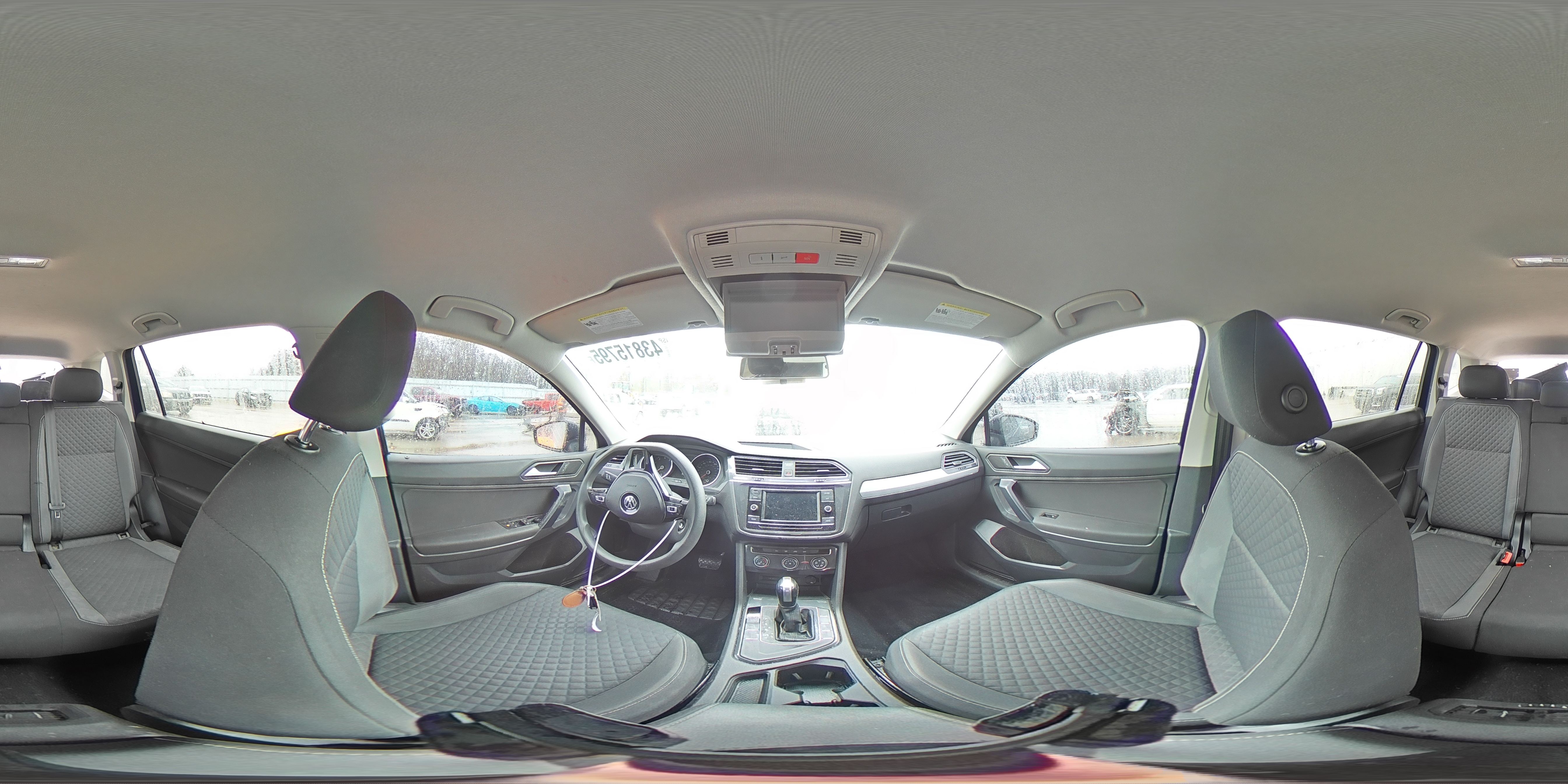 2021 Volkswagen Tiguan - Image 12