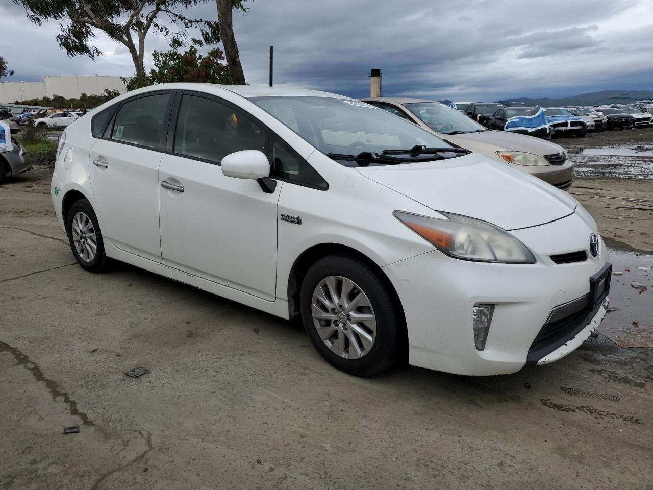 2013 Toyota Prius - Image 4