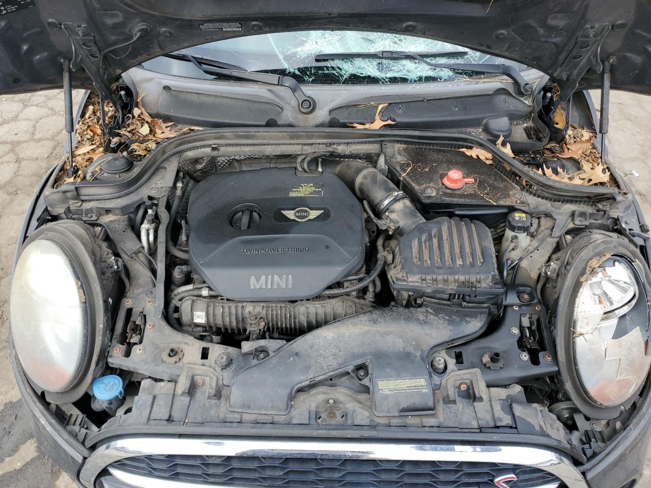 2015 MINI Cooper - Image 11