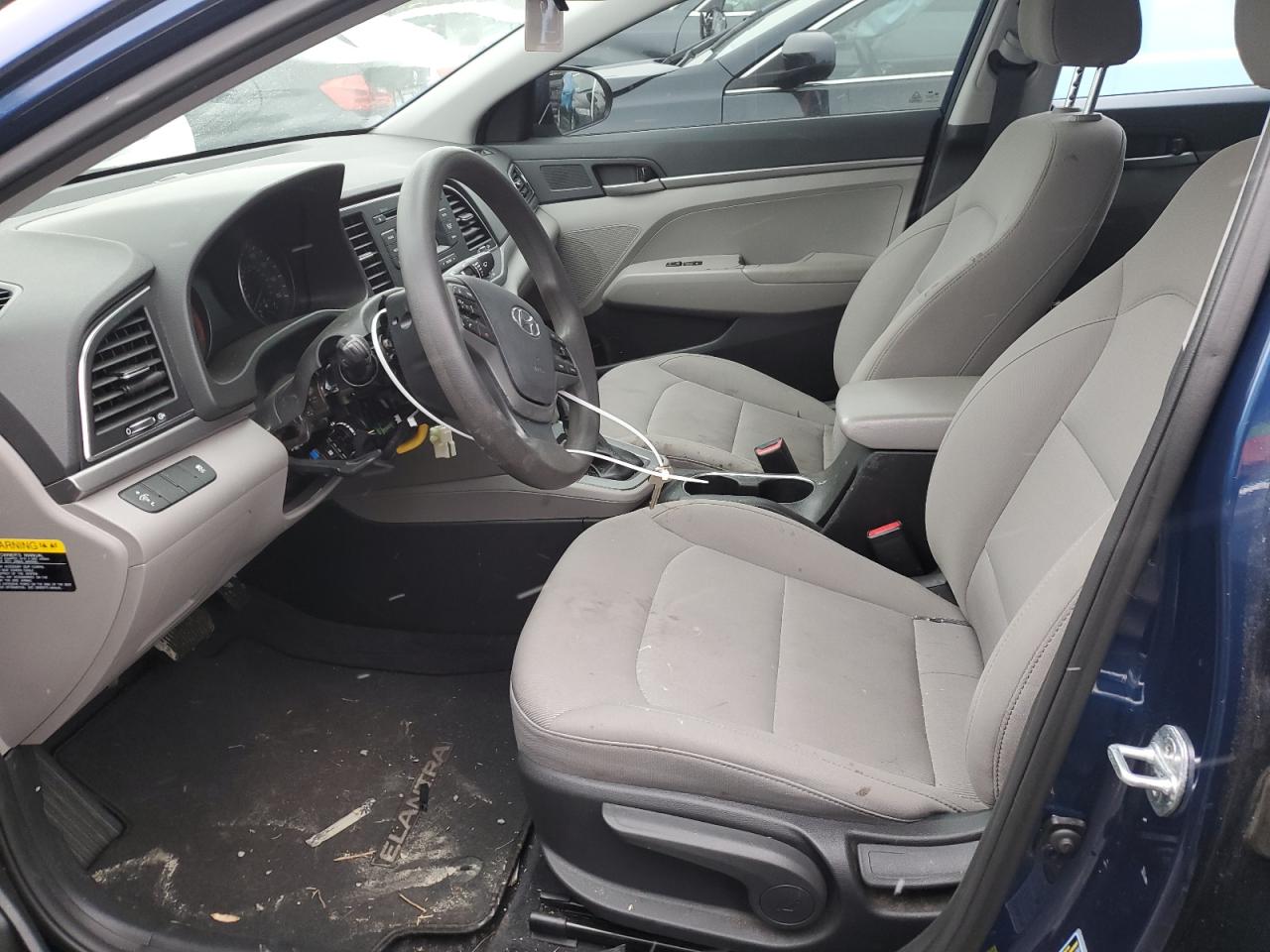 2018 Hyundai Elantra - Image 7