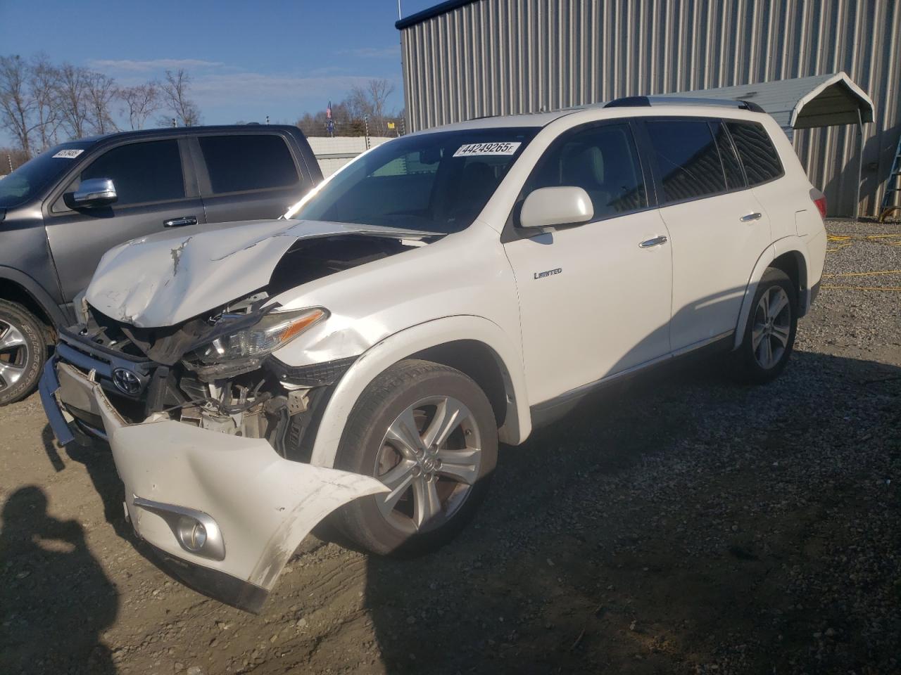 2013 Toyota Highlander - Image 1