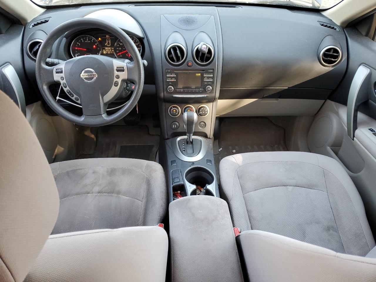 2014 Nissan Rogue - Image 8