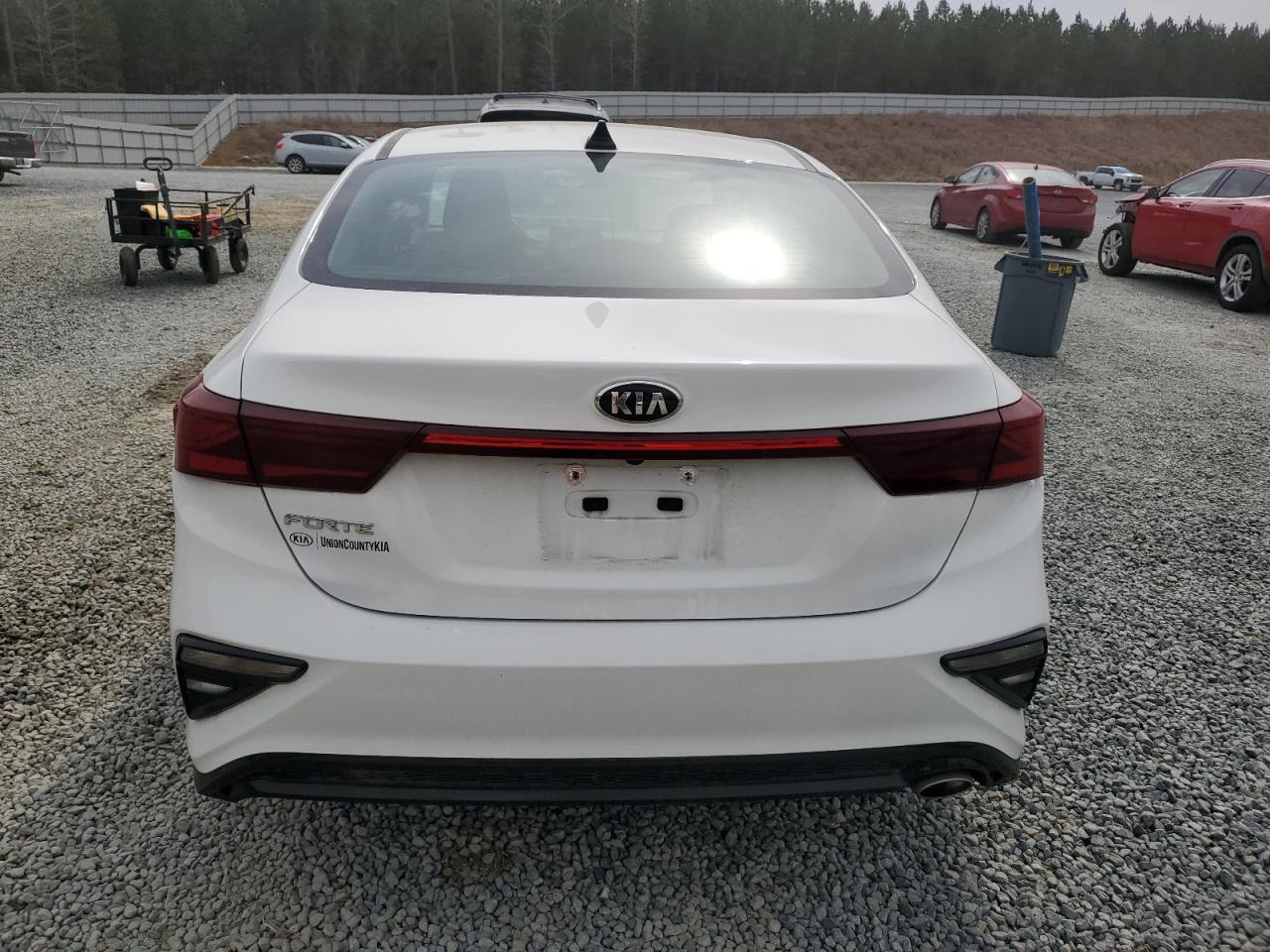 2021 Kia Forte - Image 6