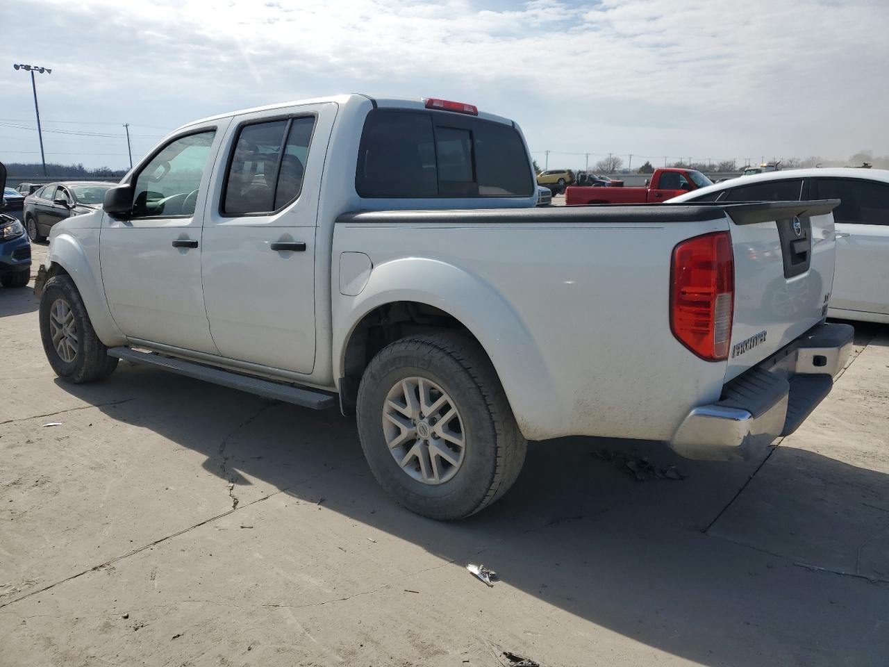 2016 Nissan Navara (Frontier) - Image 2