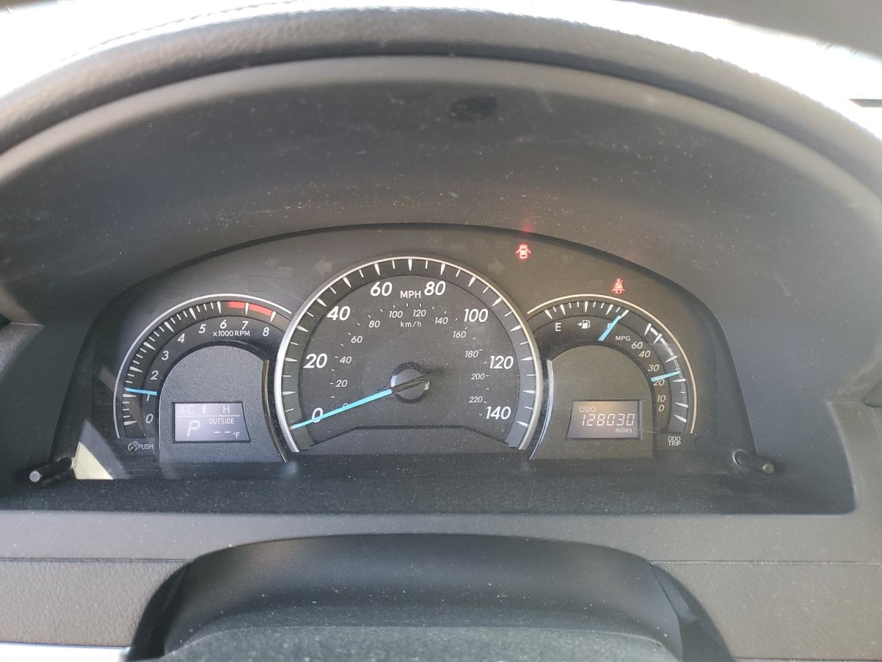 2012 Toyota Camry - Image 9