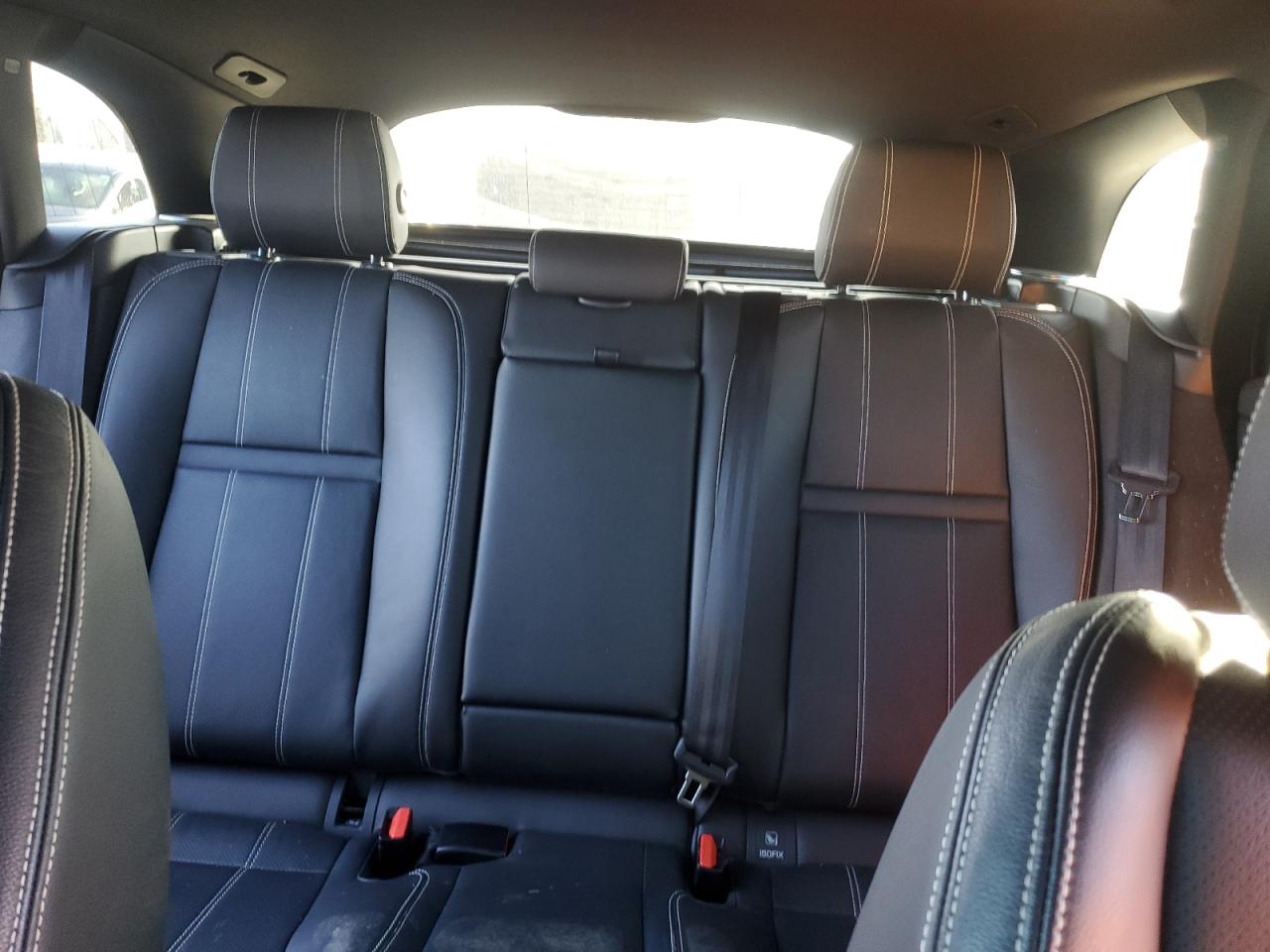 2018 Land Rover Range Rover - Image 10