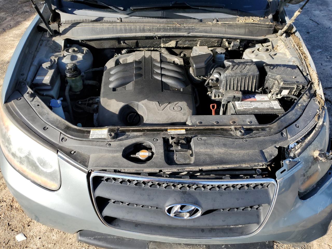 2009 Hyundai Santa Fe - Image 12