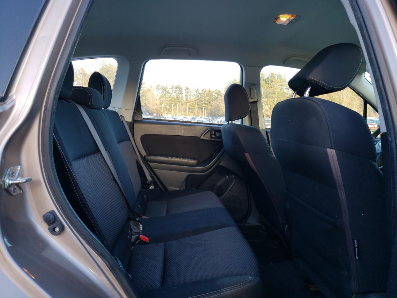 2016 Subaru Forester - Image 11