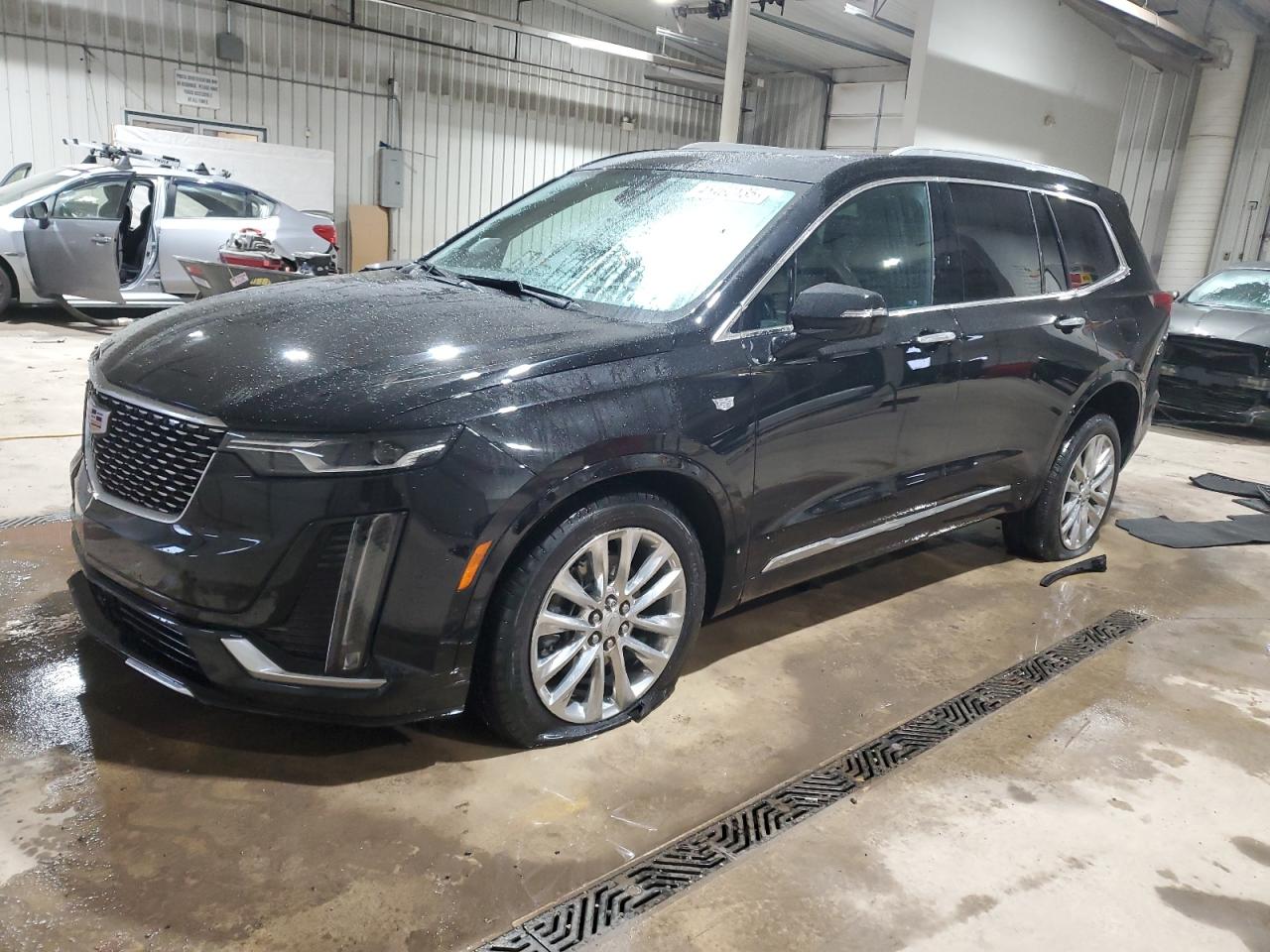 2021 Cadillac XT6 - Image 1