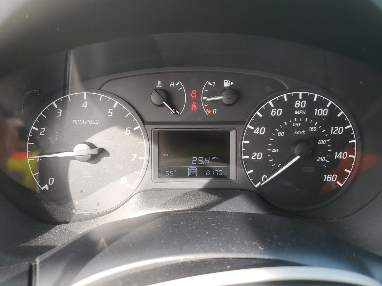 2017 Nissan Sentra - Image 9